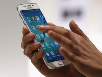 Liệt cảm ứng khiến việc tùy chỉnh các tác vụ trên điện thoại Samsung khó khăn hơn