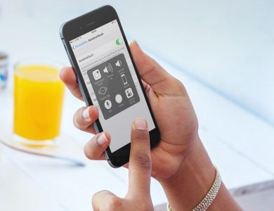 Khóa màn hình iPhone bằng tính năng AssistiveTouch không cần dùng đến phím nguồn cứng