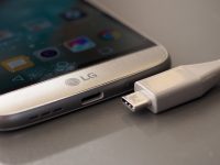 Hư sạc khiến điện thoại LG không thể tiếp tục hoạt động sau khi hết pin