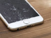 iPhone 6s nứt kính cần thay kính