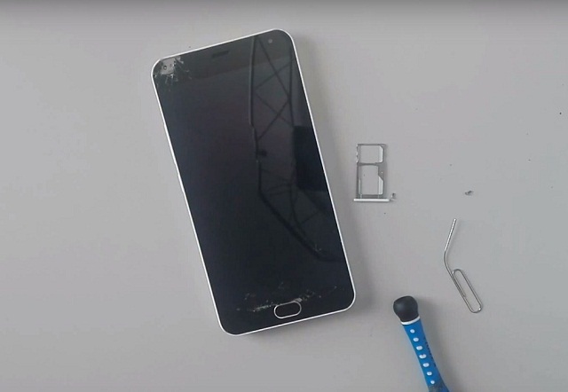Thay kính Meizu khi kính nứt bể